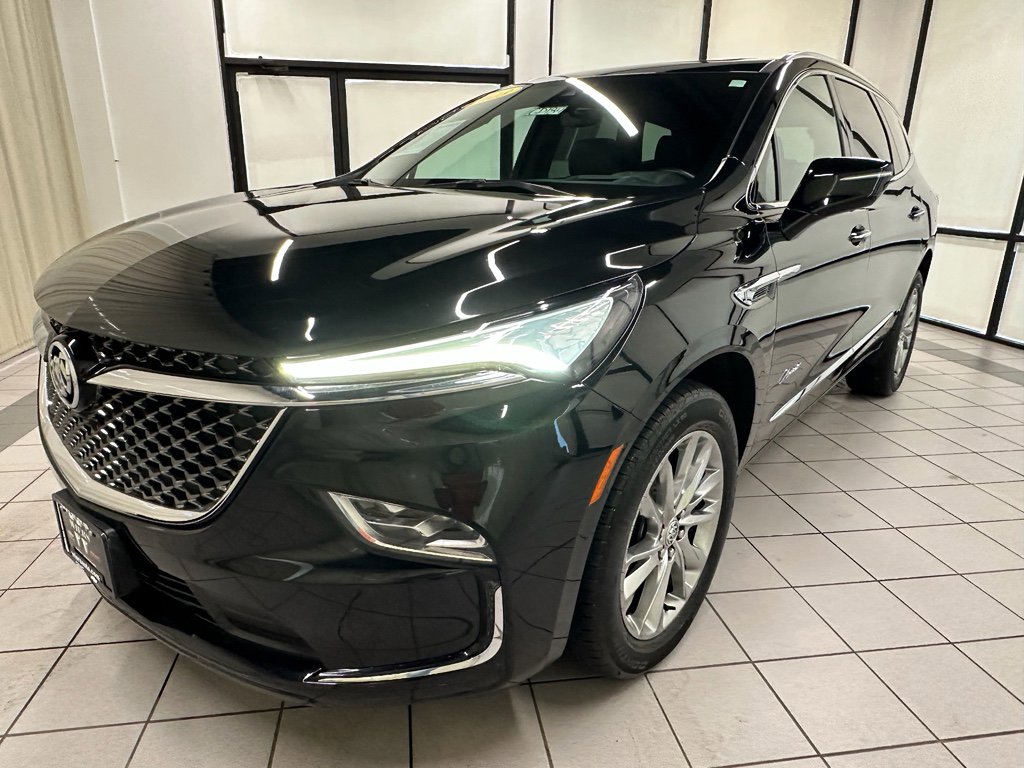 Certified 2023 Buick Enclave Avenir w/ Avenir Technology Package image 10