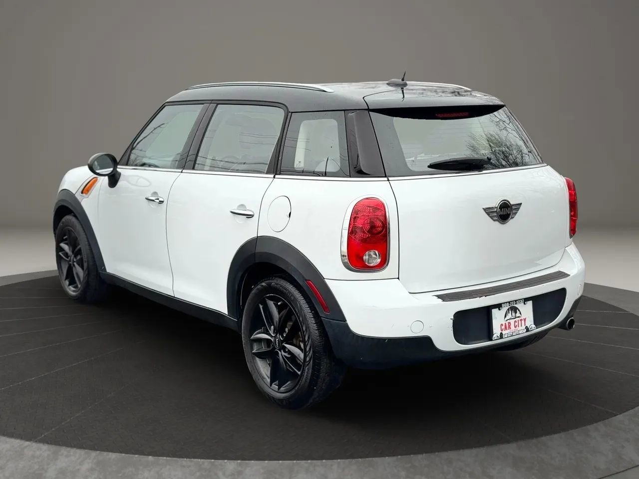Used 2014 MINI Cooper Countryman Cooper Hatchback 4D image 4