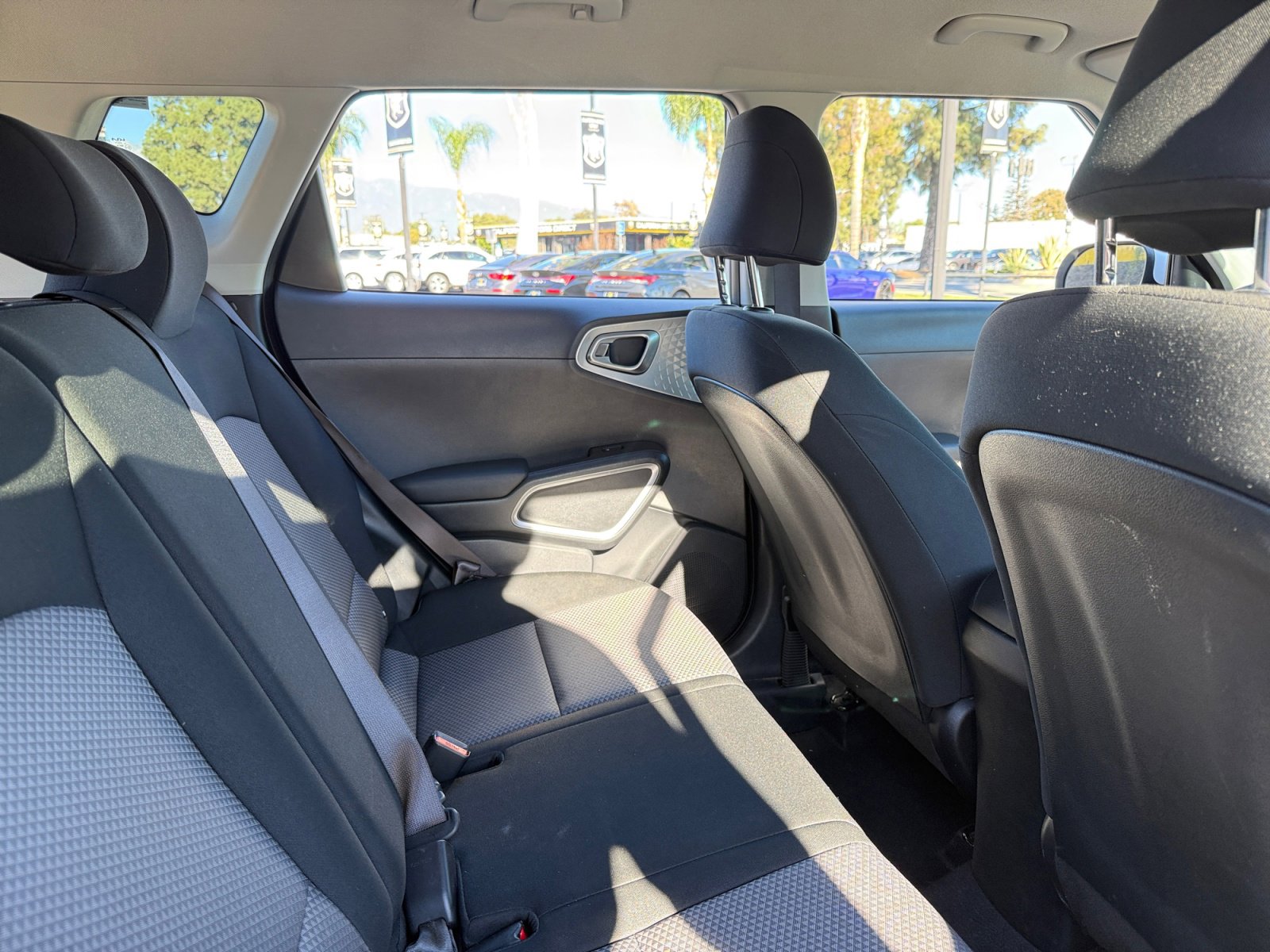 Used 2024 Kia Soul LX w/ Option Group 015 image 17