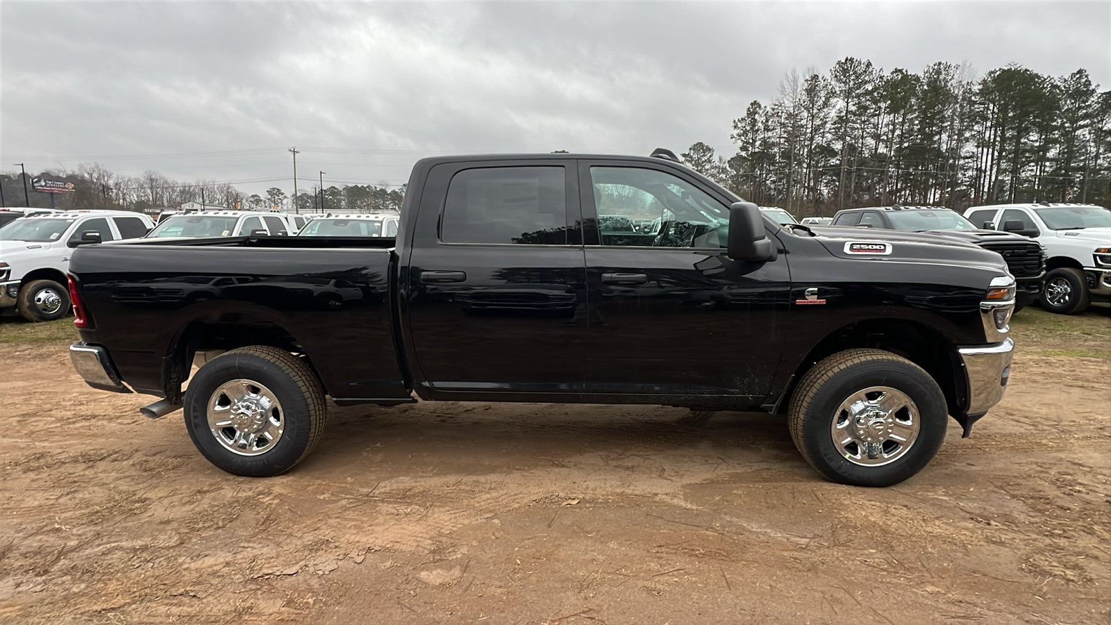 New 2026 RAM 2500 Tradesman w/ Chrome Appearance Group AWD/4WD image 7