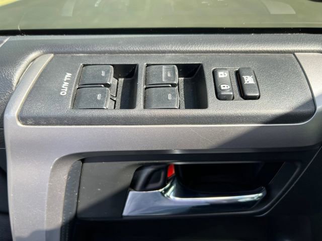 Used 2018 Toyota 4Runner SR5 image 18