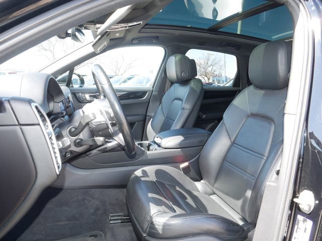 Used 2020 Porsche Cayenne image 15