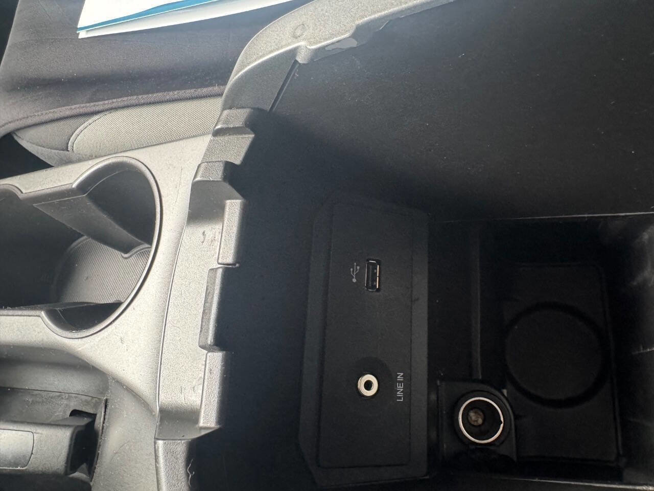 Used 2014 Ford Escape S FWD image 34