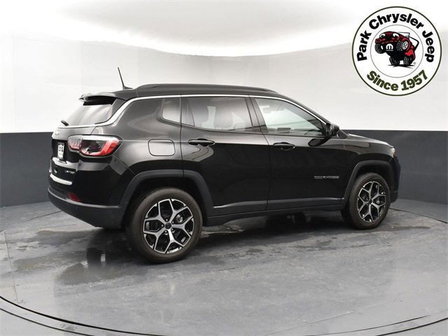 New 2026 Jeep Compass Limited w/ Mopar All Weather Package image 6