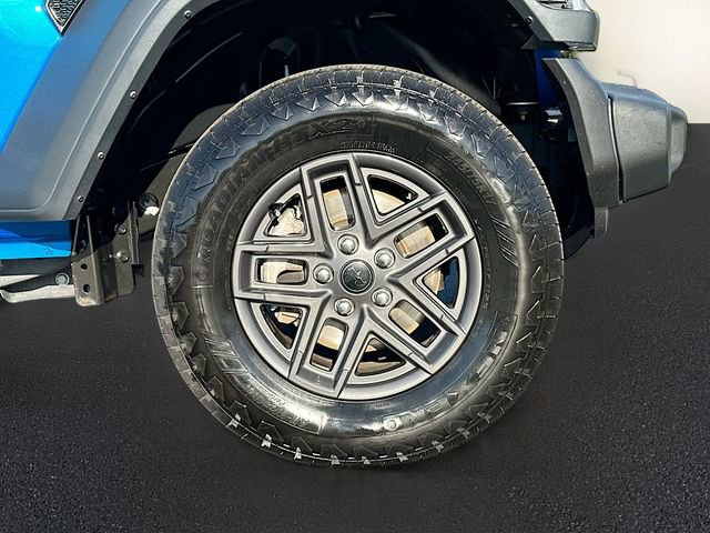 Used 2024 Jeep Wrangler Sport S image 30