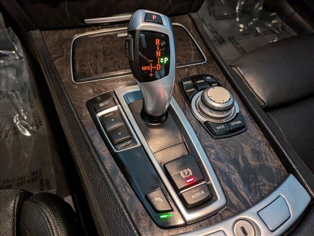 Used 2013 BMW 740i RWD image 13