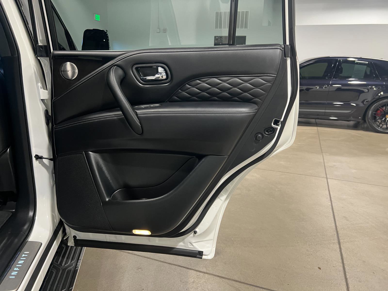 Used 2024 INFINITI QX80 Sensory image 43