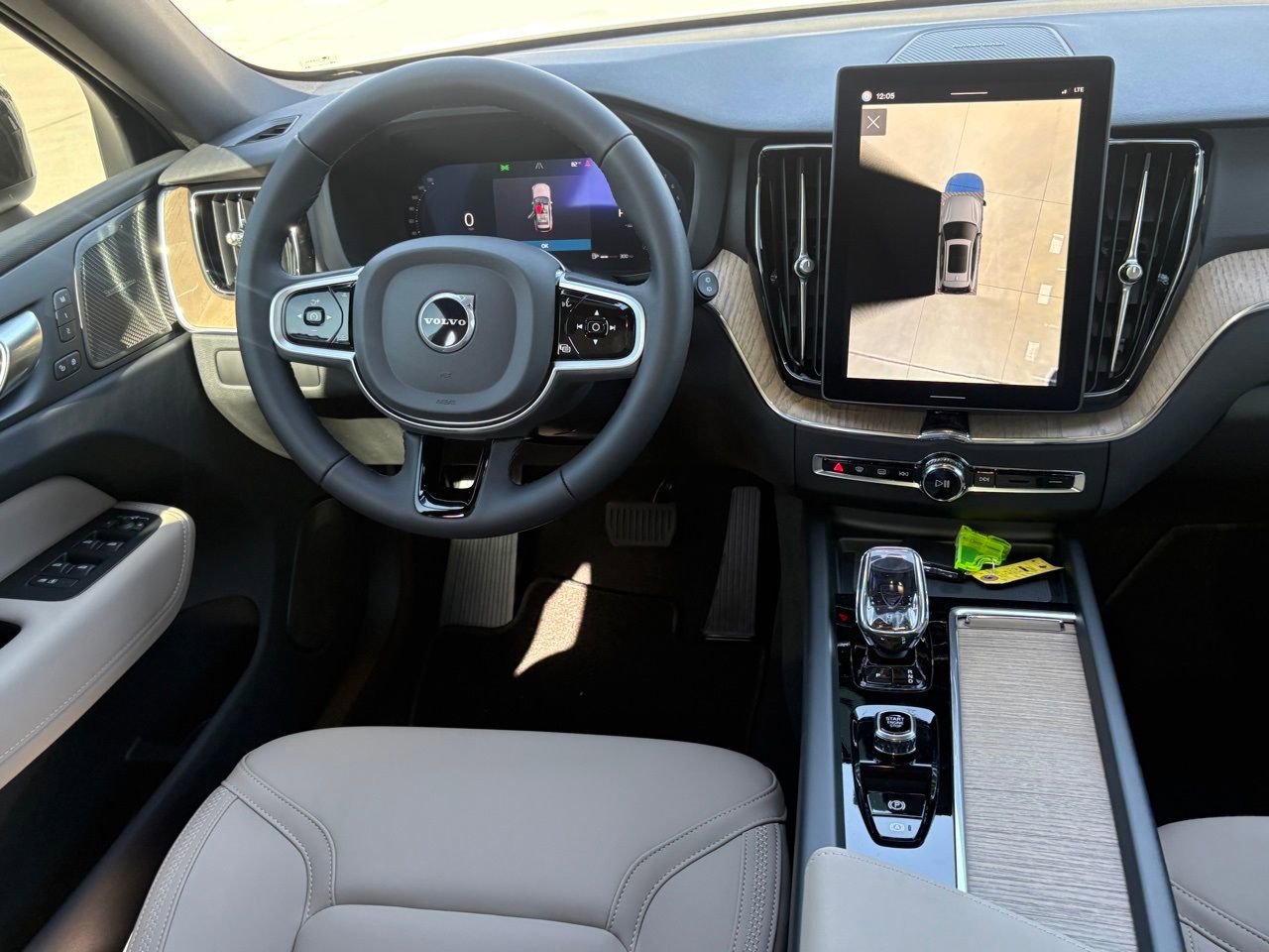 New 2026 Volvo XC60 B5 Plus w/ Protection Package Premier image 12