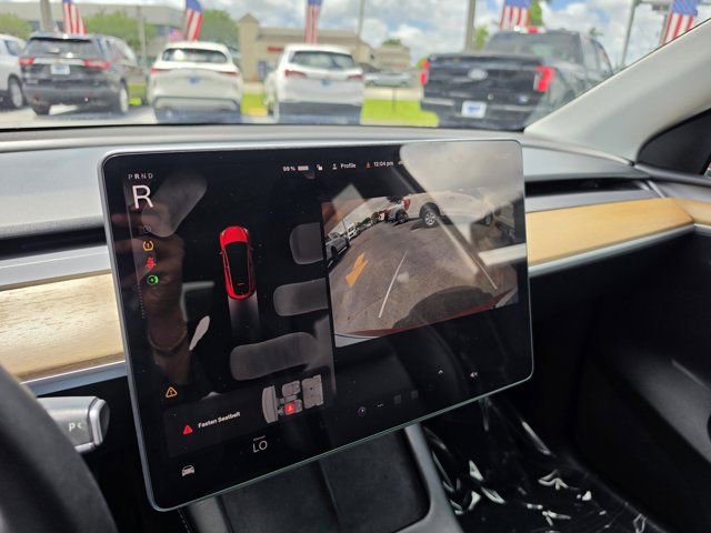Used 2023 Tesla Model Y Long Range image 21
