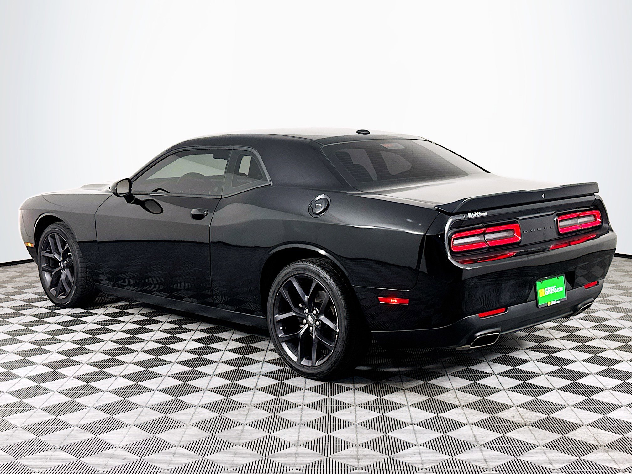 Used 2021 Dodge Challenger SXT w/ Blacktop Package image 6