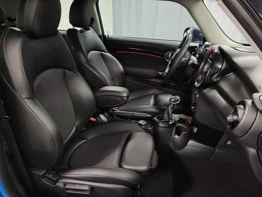 Used 2016 MINI Cooper S image 24