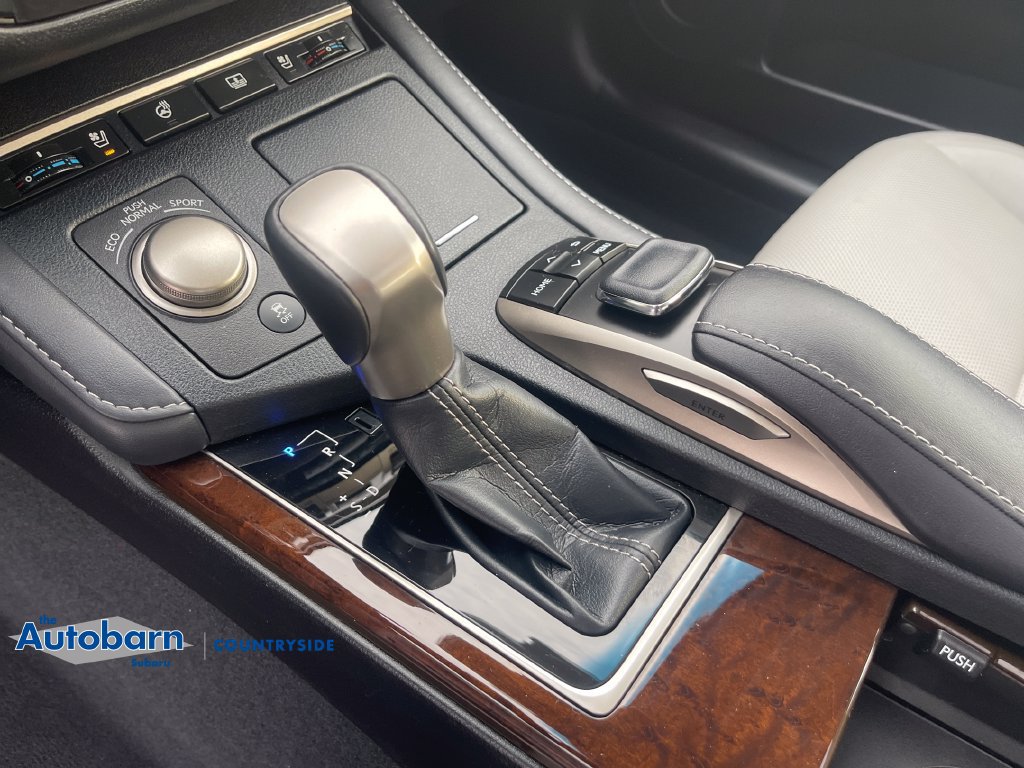 Used 2018 Lexus ES 350 w/ Luxury Package w/Wood Trim FWD image 20