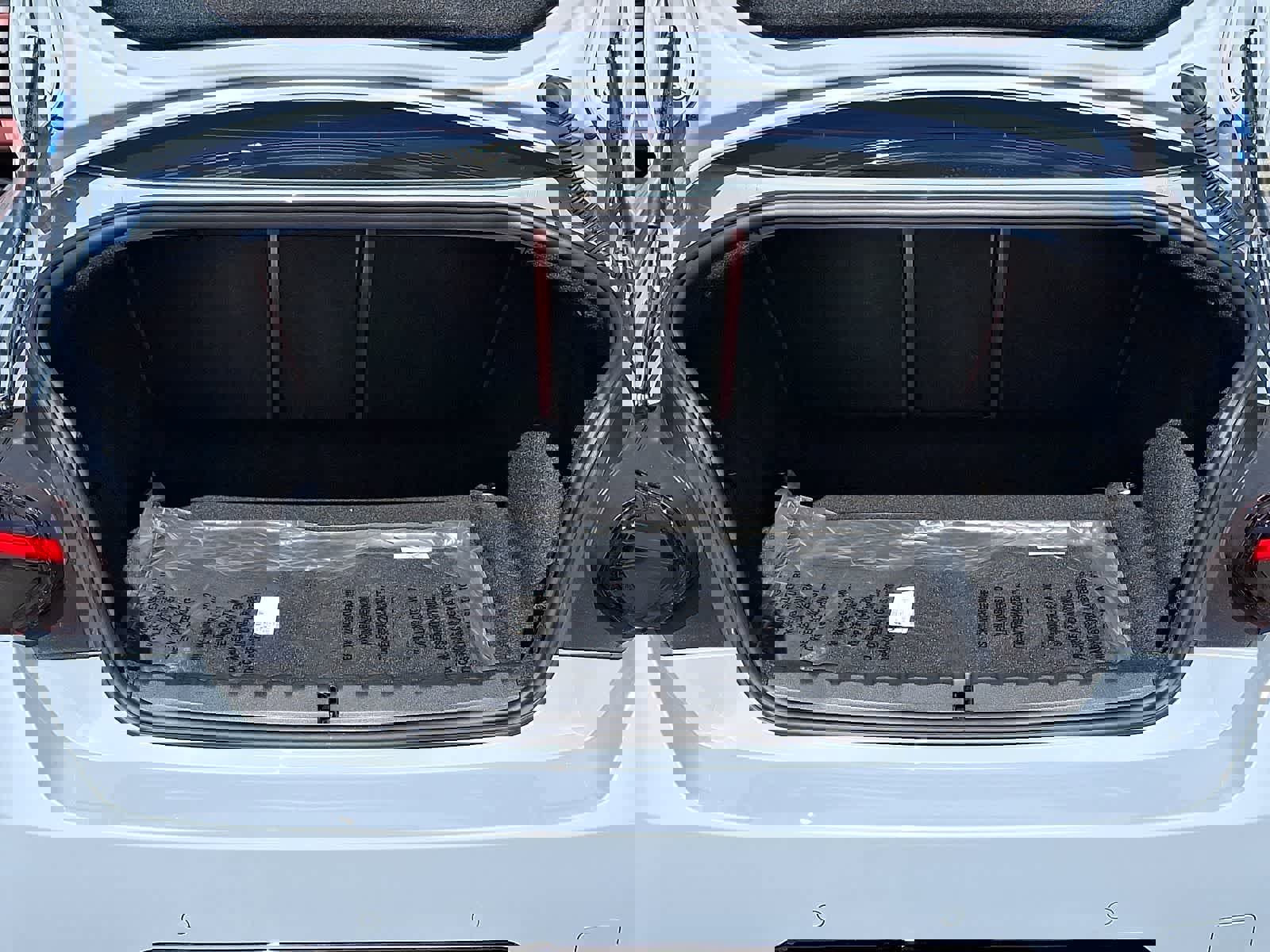 Used 2025 BMW M240i xDrive Coupe w/ Premium Package image 31