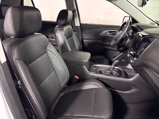 Used 2019 Chevrolet Traverse LT w/ LT Premium Package AWD/4WD image 15