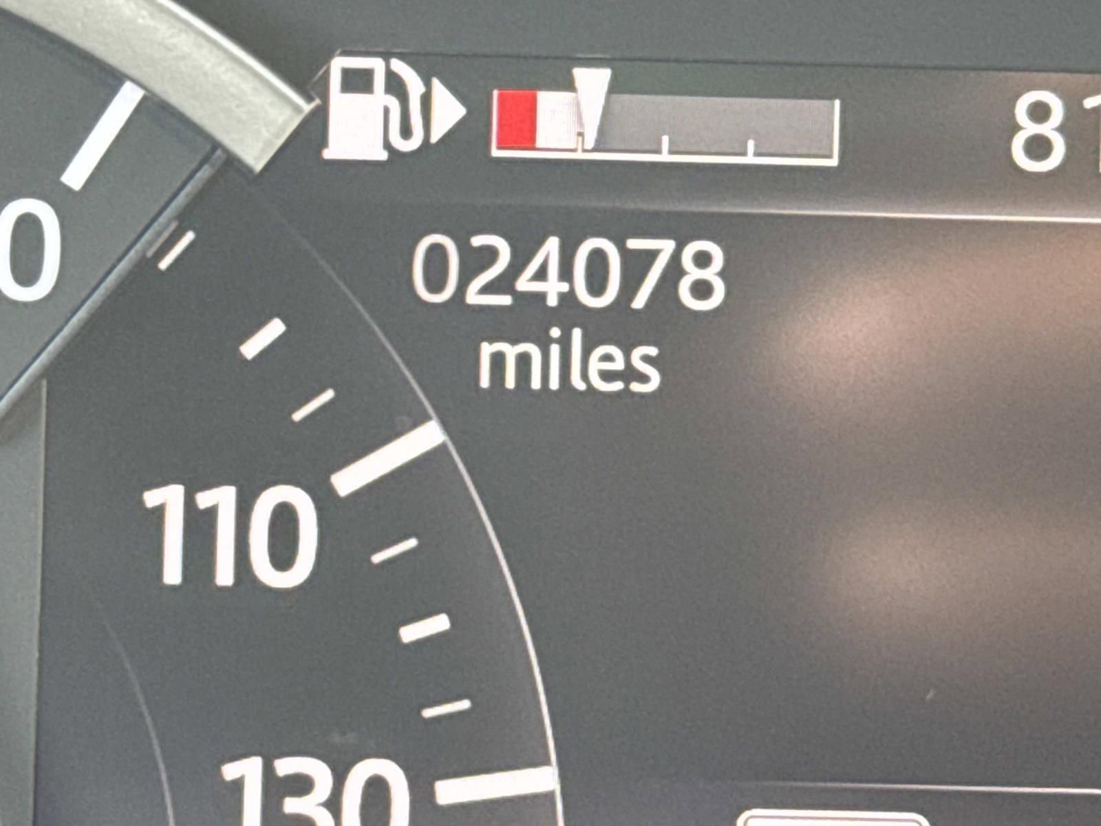 Used 2022 Jaguar F-PACE S image 27