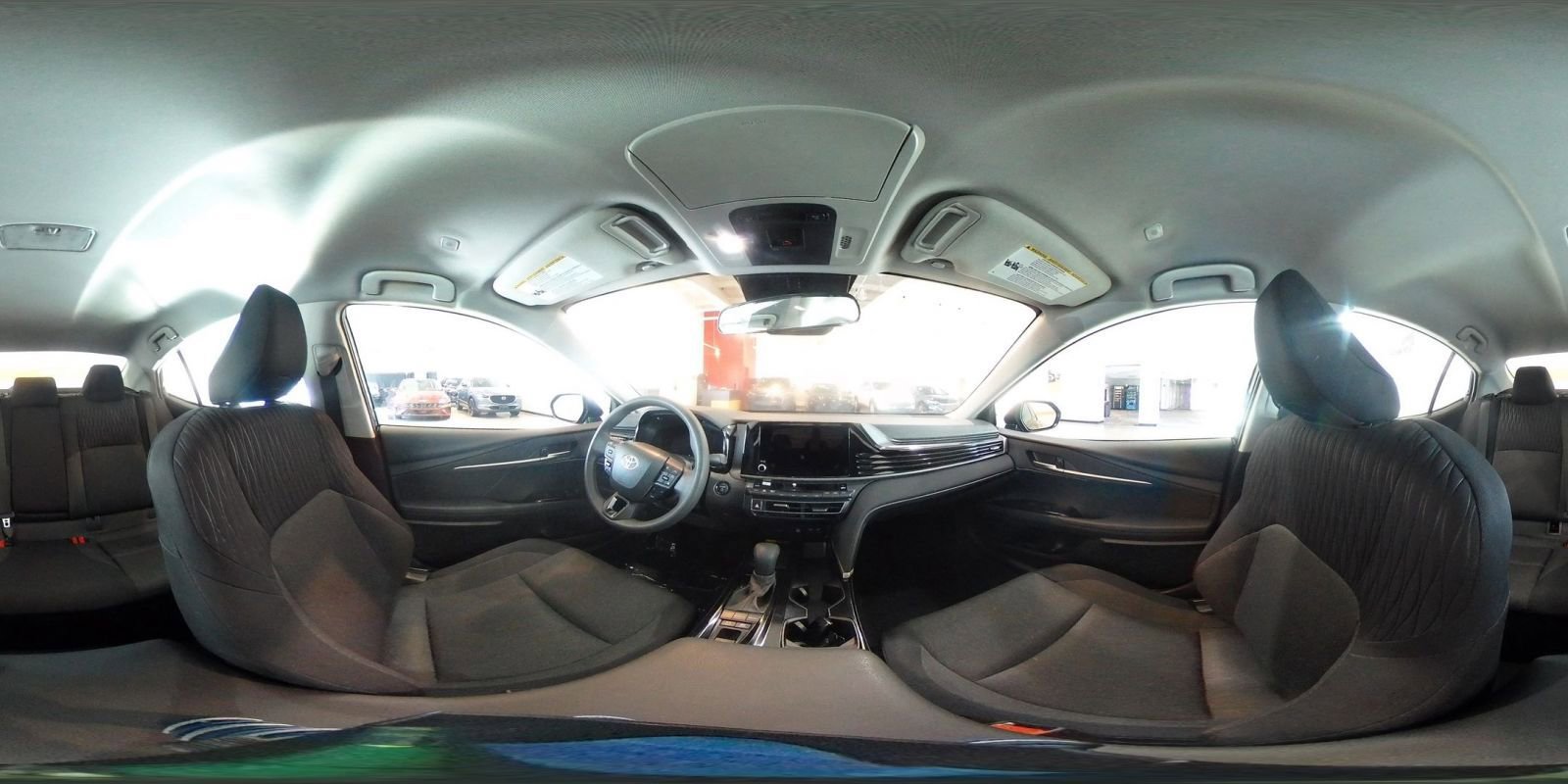 Used 2025 Toyota Camry LE image 41