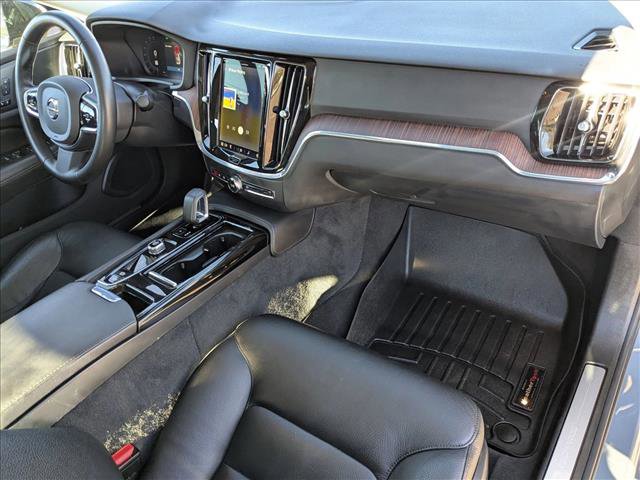 Used 2024 Volvo S60 T8 Plus w/ Climate Package image 21