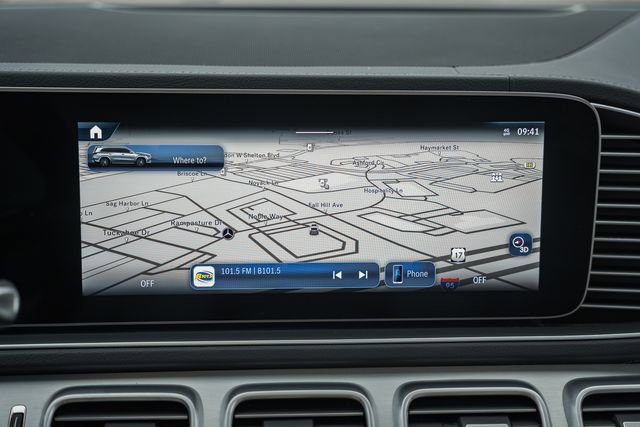 Used 2024 Mercedes-Benz GLS 450 4MATIC image 24