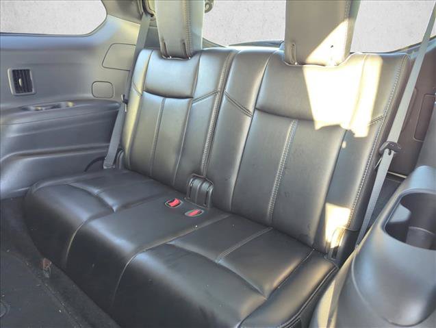 Used 2018 Nissan Pathfinder SL w/ Midnight Edition Package AWD/4WD image 10