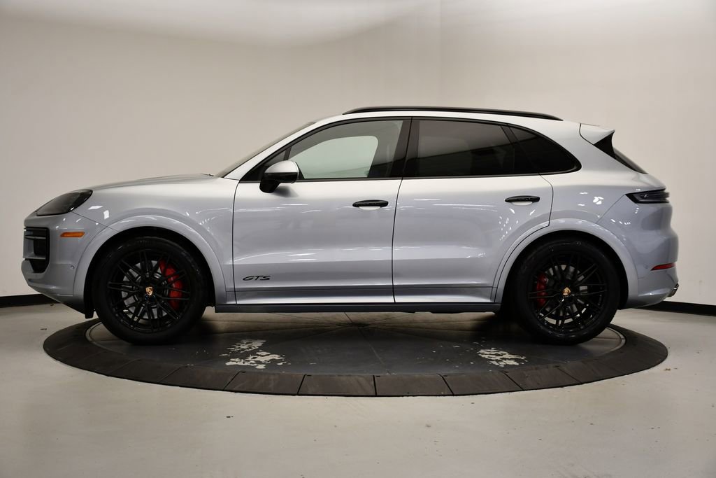 New 2026 Porsche Cayenne GTS AWD/4WD image 2