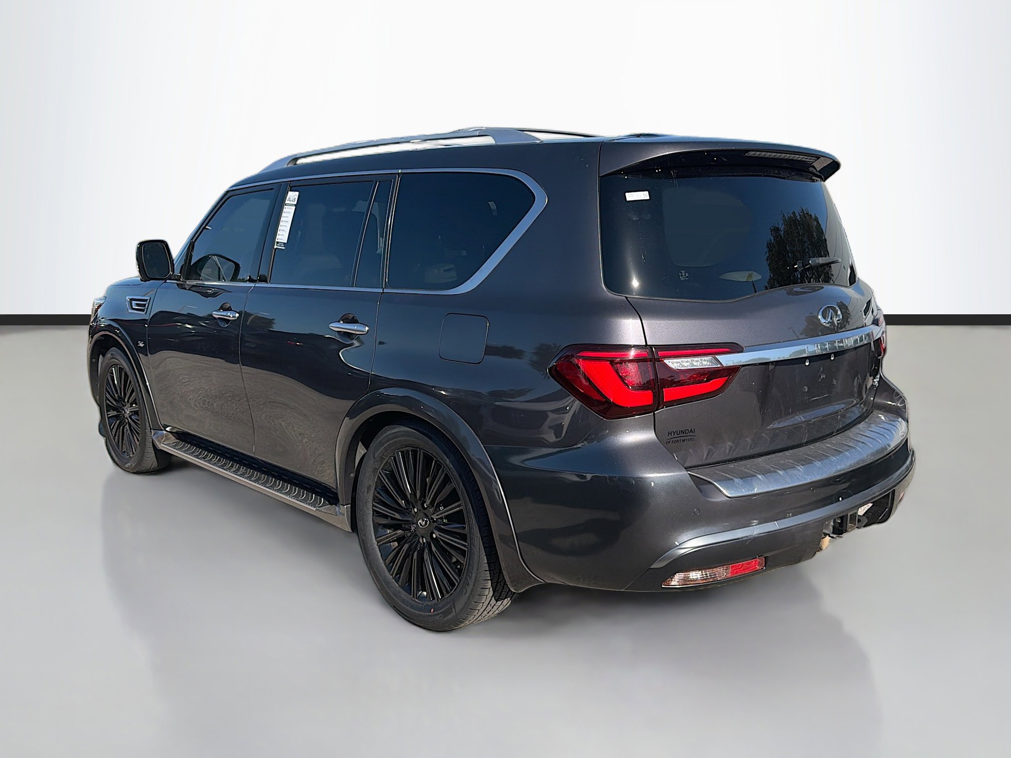 Used 2019 INFINITI QX80 Limited image 5