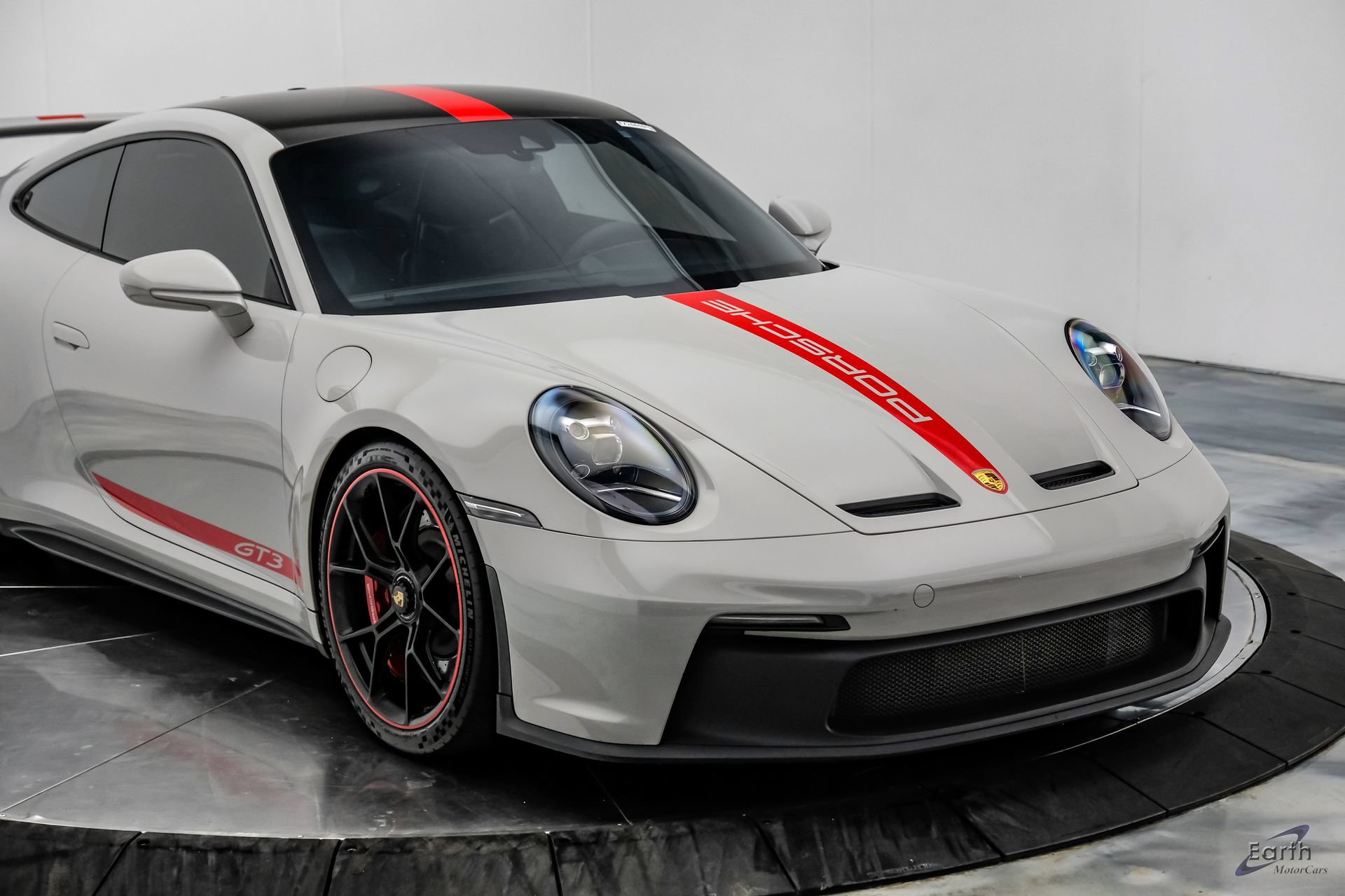 Used 2022 Porsche 911 GT3 RWD image 34