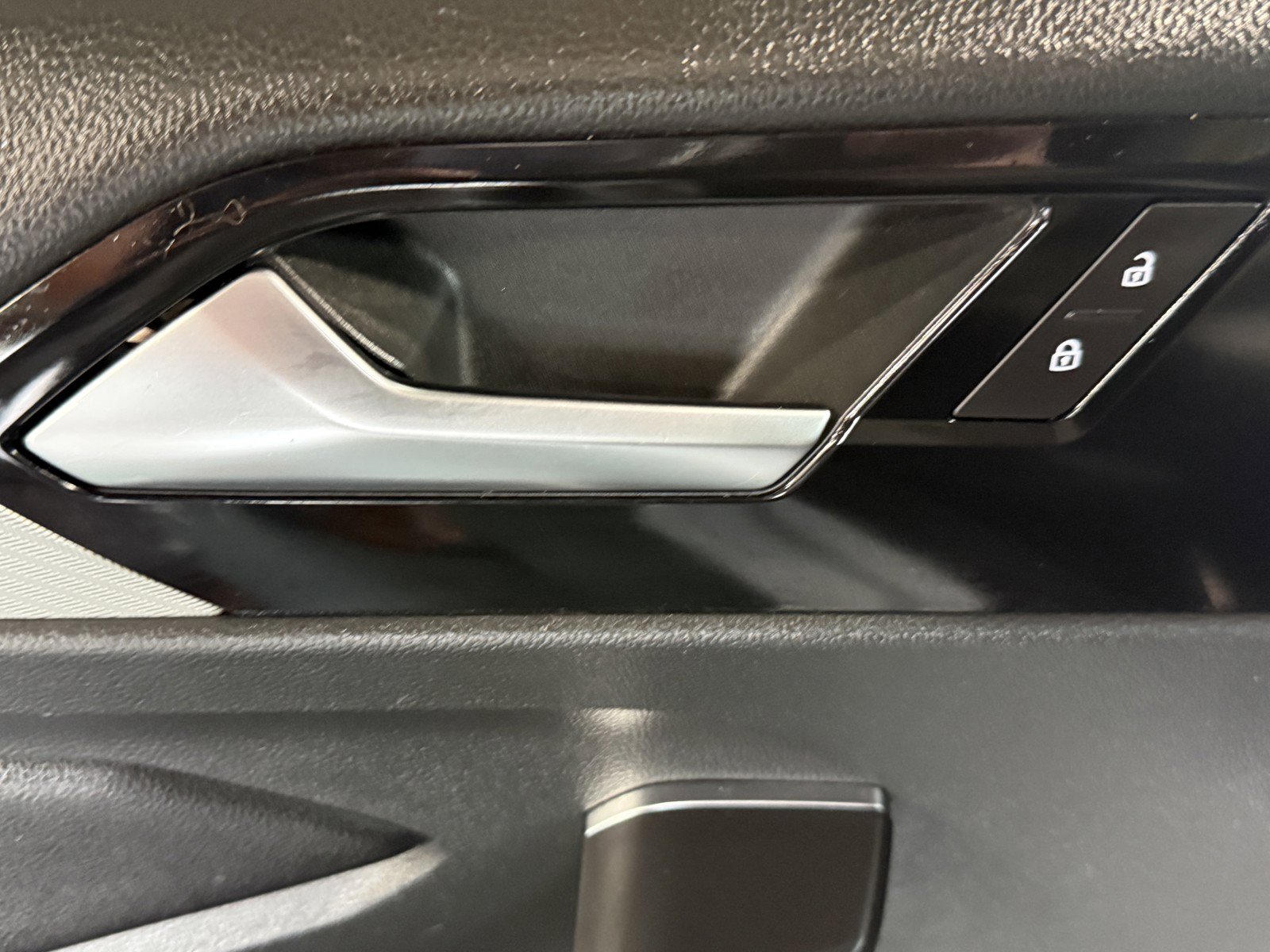 Used 2019 Volkswagen Jetta R-Line FWD image 26