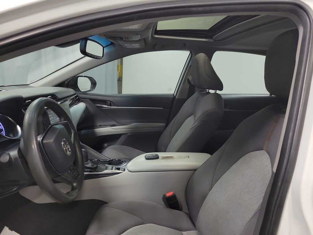 Used 2020 Toyota Camry LE w/ Sunroof Package image 12