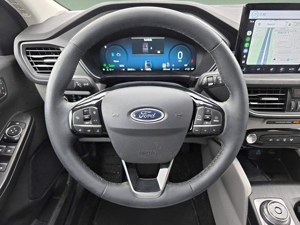 Used 2023 Ford Escape Platinum w/ Premium Technology Package FWD image 24
