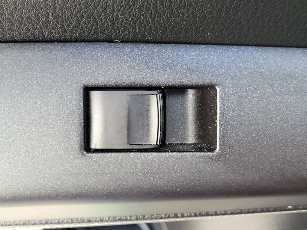 Used 2017 Toyota RAV4 XLE w/ Carpet Mat Package image 16