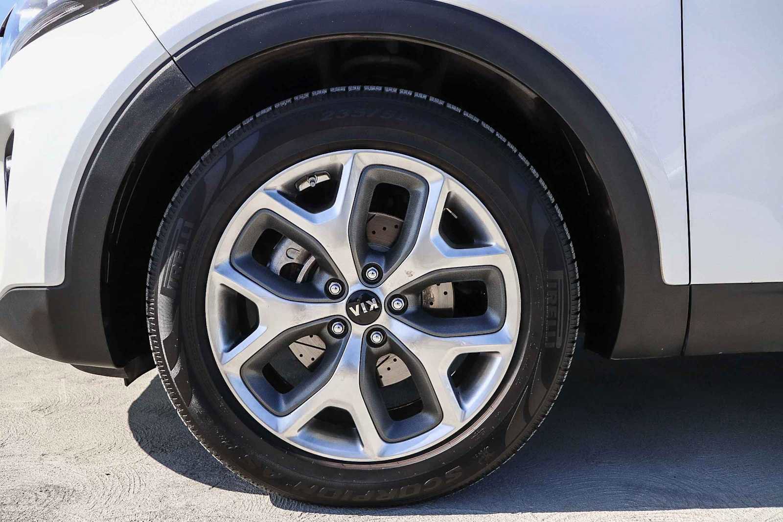Used 2019 Kia Sorento EX image 14