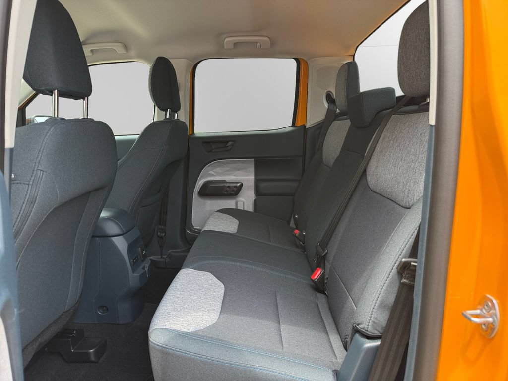 New 2026 Ford Maverick XLT w/ XLT Luxury Package FWD image 15