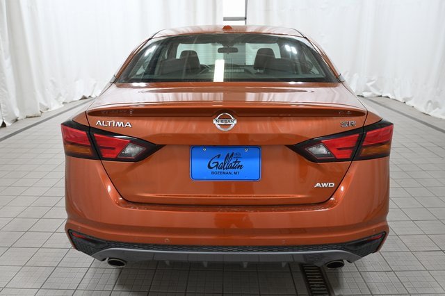 Used 2020 Nissan Altima 2.5 SR w/ Premium Package image 11