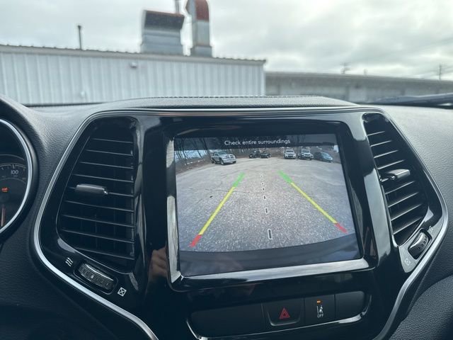 Used 2022 Jeep Cherokee Limited AWD/4WD image 36