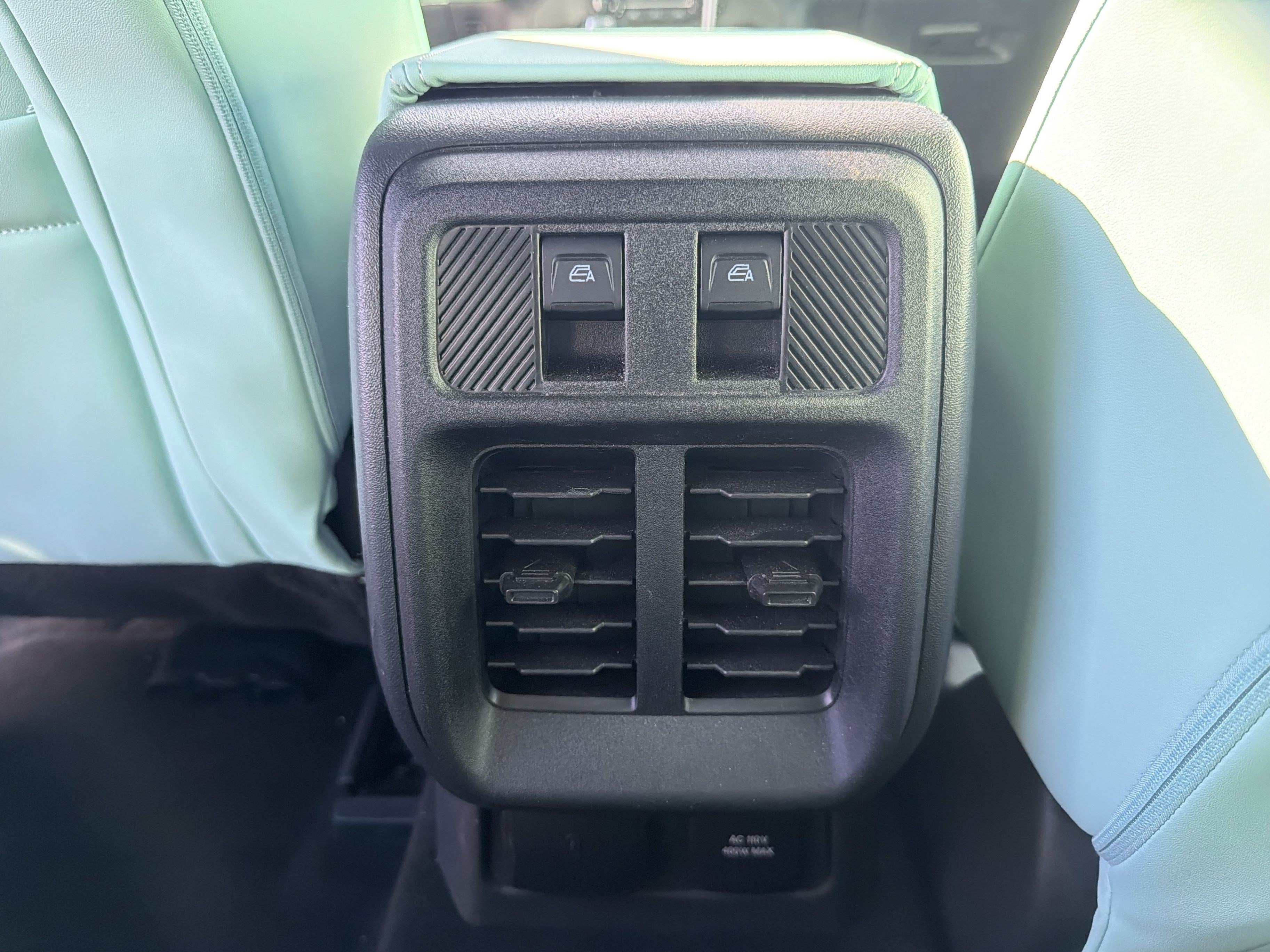 Used 2026 Ford Bronco Outer Banks AWD/4WD image 41