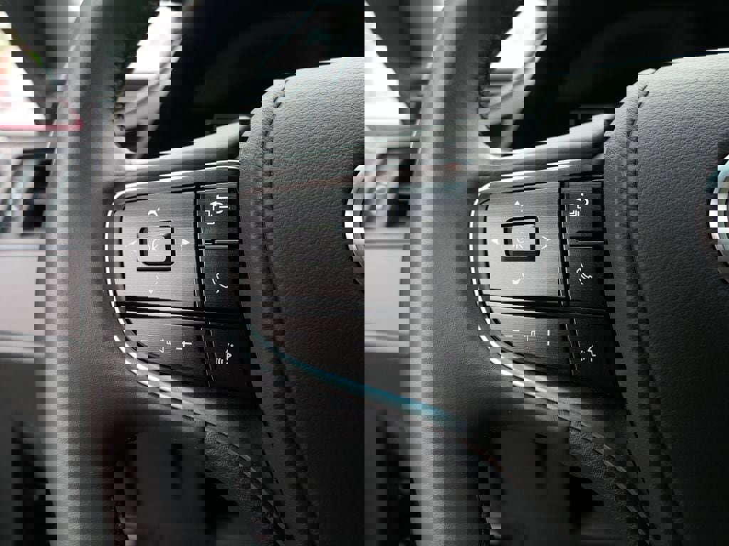 Used 2025 Lexus ES 350 350 image 15