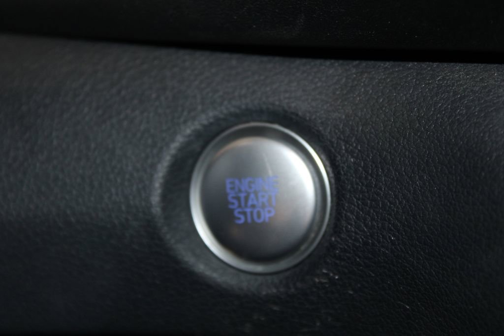 Used 2022 Hyundai Santa Fe SEL FWD image 46