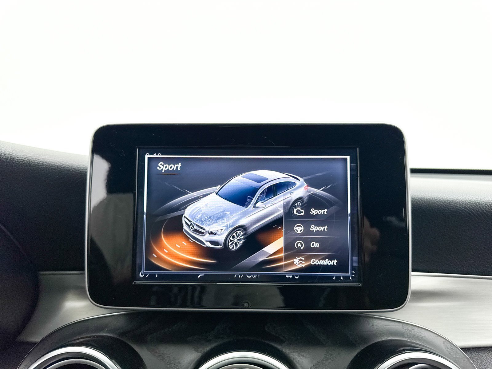 Used 2019 Mercedes-Benz GLC 300 GLC 300 Coupe image 8