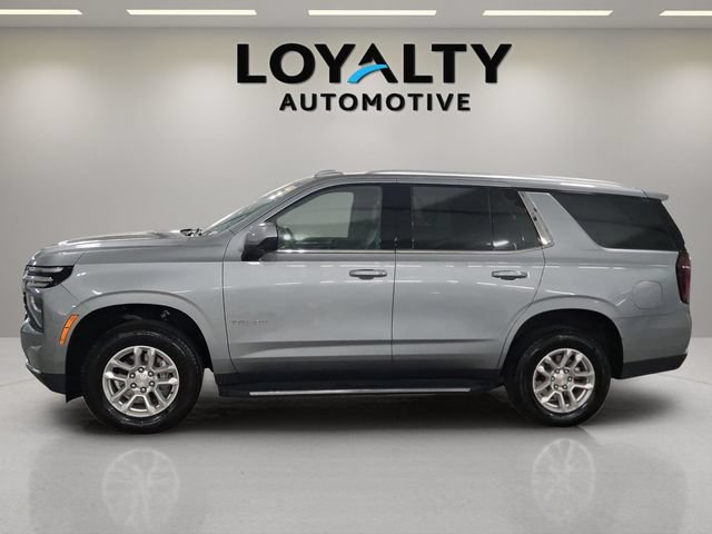 Used 2025 Chevrolet Tahoe LT AWD/4WD image 2