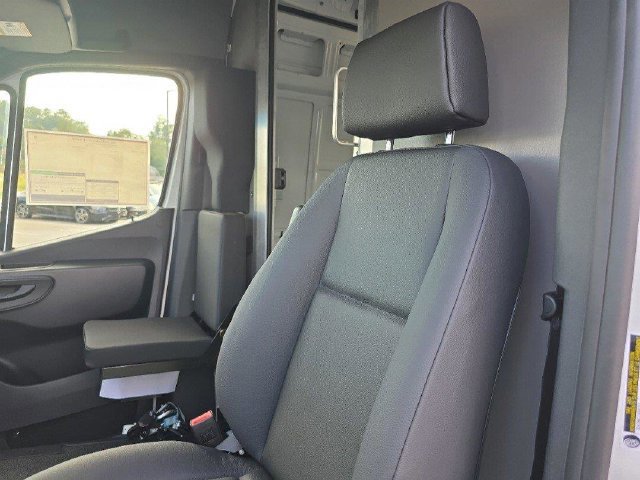 Certified 2026 Mercedes-Benz Sprinter 2500 image 18