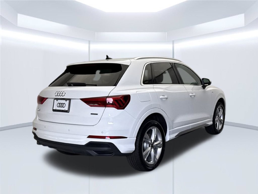 Certified 2024 Audi Q3 2.0T Premium Plus AWD/4WD image 8