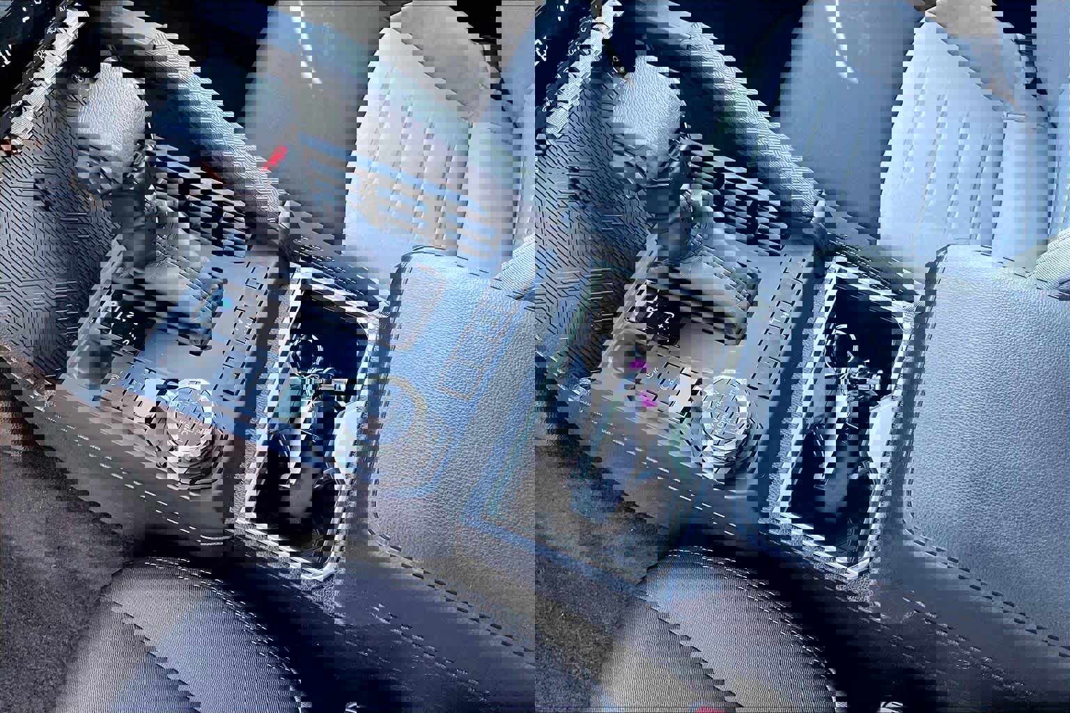 Certified 2025 Toyota Tacoma TRD Off-Road image 15