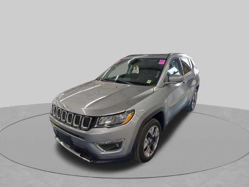 Used 2019 Jeep Compass Limited w/ Safety & Security Group AWD/4WD image 38