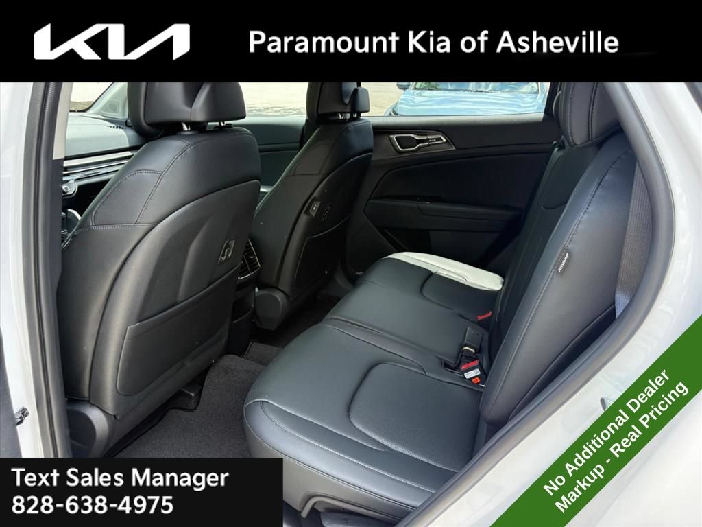 New 2026 Kia Sportage EX FWD image 21