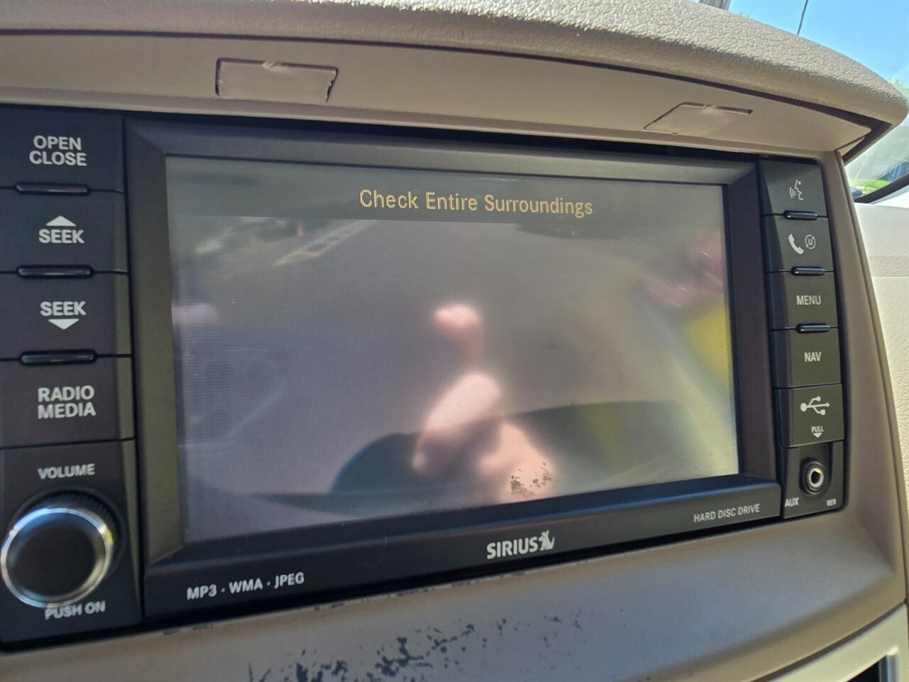 Used 2008 Chrysler Town & Country Limited w/ Trailer Tow Group FWD image 10