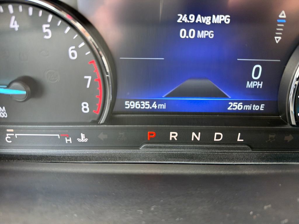 Used 2023 Ford Explorer Limited w/ Equipment Group 301A AWD/4WD image 16