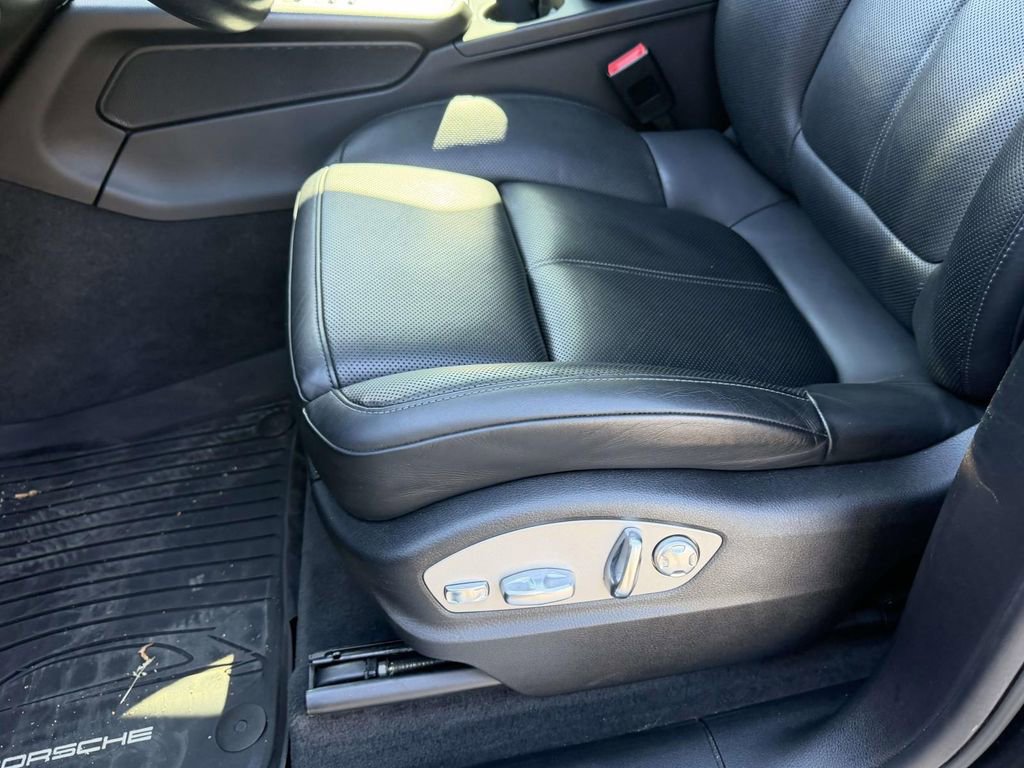 Used 2019 Porsche Macan S image 15