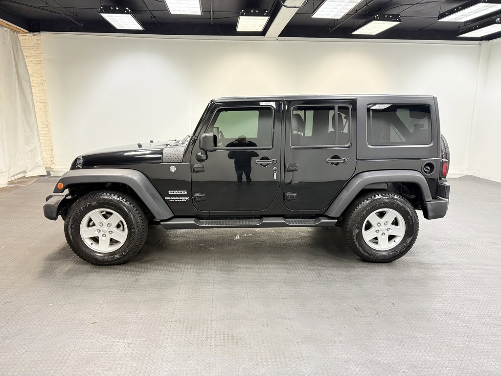 Used 2018 Jeep Wrangler Unlimited Sport S image 2
