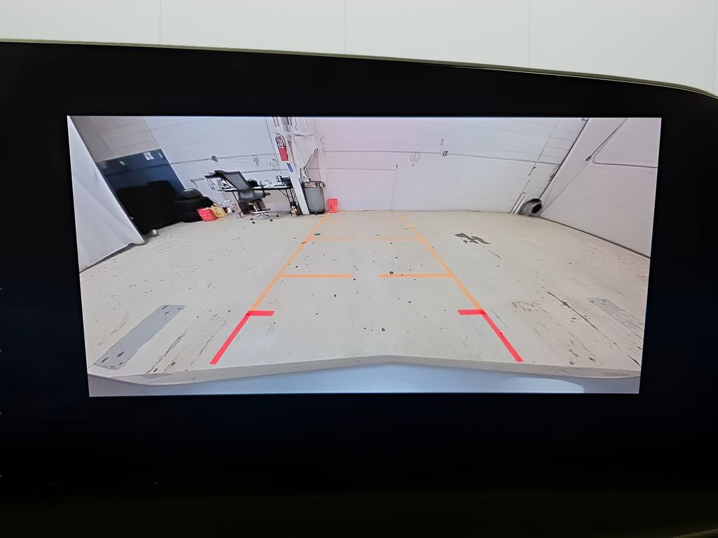 Used 2024 Cadillac XT4 Premium Luxury image 18