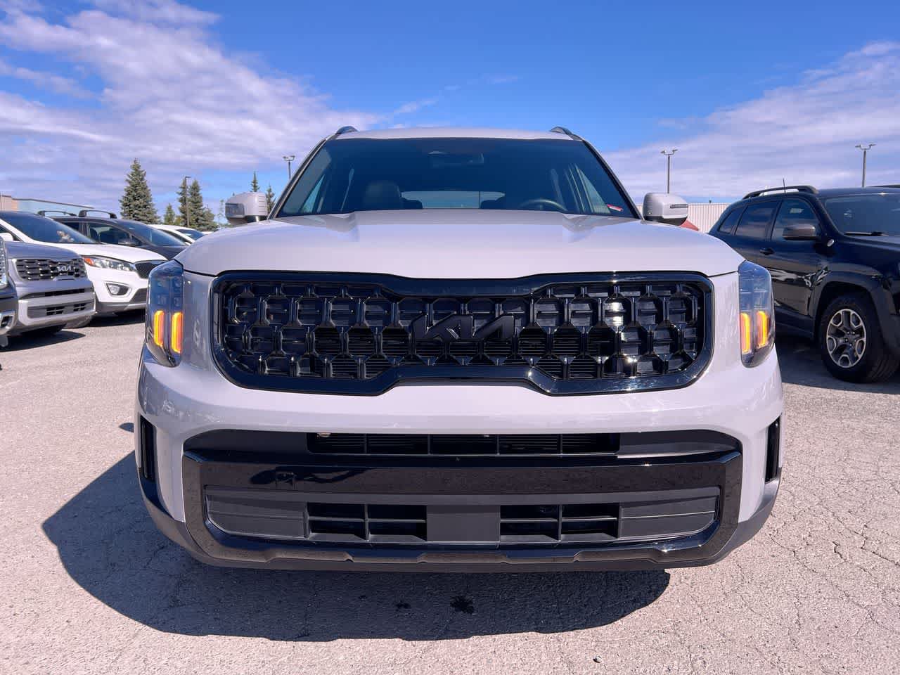 Used 2025 Kia Telluride EX X-Line AWD/4WD image 29